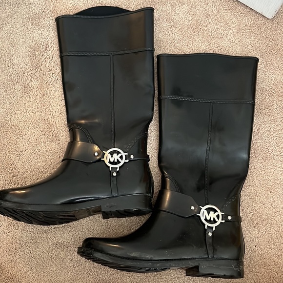 Michael Kors rain boots - Picture 3 of 4